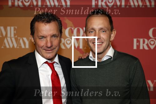 Rotterdam 18 november 2021
Premiere Come from away in het nieuwe Luxor theater.
John de Bever met partner Kees