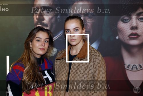 Amsterdam 23 november 2021
Premiere House of Gucci in pathe arena.
Juultje Tieleman met een vriendin