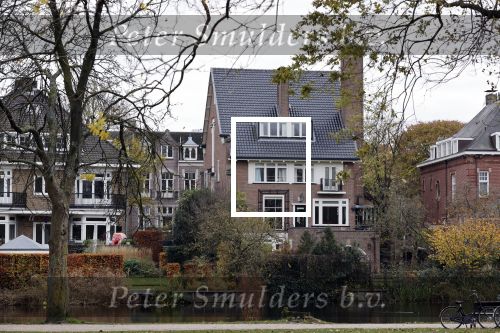 Amsterdamn 24 november 2021
Marco v Basten en zijn vrouw Liesbeth hebben hun huis aan het vondelpark verkocht voor 13.5 miljoen euro.