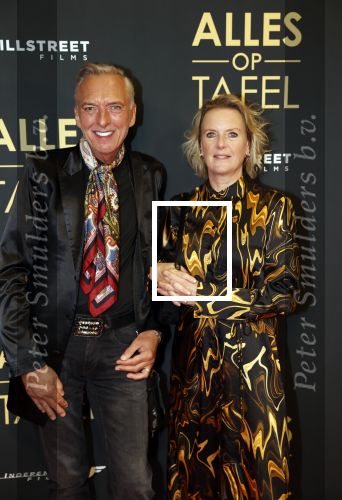 Amsterdam 1 november 2021
Premiere alles op tafel in het deLamar theater.
Martien Meiland en Erica meiland