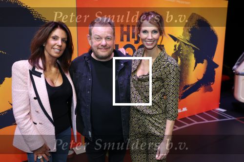 Amsterdam 30 november 2021
Presentatie cast Hij gelooft in mij met oa Martijn Fischer Roosmarijn Luyten Fabian Jansen Annick Boer en rachel Hazes .