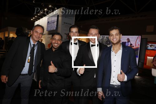 Amstrerdam 20 november 2021
VIP opening Masters Expoin de Rai .
Mobicepp en Dutch Performante en fans