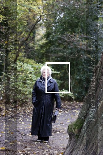 Amsterdam Vondelpark 24 november 2021
Pamela Teves aan het wandelen in het vondelpark