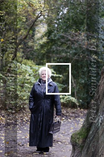 Amsterdam Vondelpark 24 november 2021
Pamela Teves aan het wandelen in het vondelpark