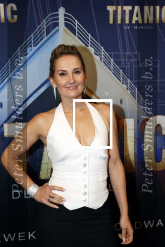 Almere 21 november 2021
Premiere van musical the Titanic in schouwburg Almere. Lone v Roosendaal en Peggy Vrijens