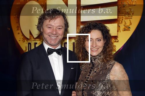 Aalsmeer 28 november 2021
Premiere One de musical . Frits Sissing kwam met Pia Douwes