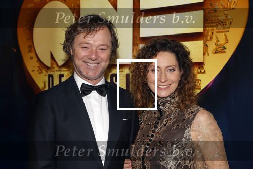 Aalsmeer 28 november 2021
Premiere One de musical . Frits Sissing kwam met Pia Douwes