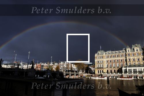Amsterdam 23 november 2021
Regenboog boven het Amstel Hotel en carre