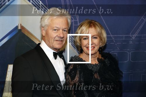 Almere 21 november 2021
Premiere van musical the Titanic in schouwburg Almere. Ria Valk met haar vriend