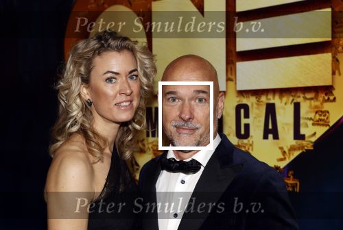 Aalsmeer 28 november 2021
Premiere One de musical . Rob Kamphues en zijn vriendin Kristi