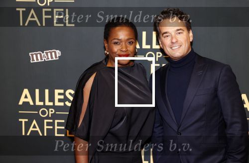 Amsterdam 1 november 2021
Premiere alles op tafel in het deLamar theater.
Rik v d Westelaken en Simone Weimans