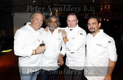 Amsterdam 20 november 2021
Masters Expo in de RAI . Soenil Bahadoer met collega\'s