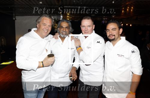 Amsterdam 20 november 2021
Masters Expo in de RAI . Soenil Bahadoer met collega\'s