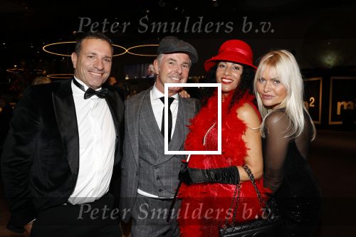 Amstrerdam 20 november 2021
VIP opening Masters Expo in de Rai . De fair heette voorheen Luxury fair. Erik Ka en zijn vrouw Sophia de Boer met vrienden
