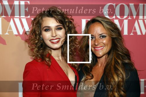 Rotterdam 18 november 2021
Premiere Come from away in het nieuwe Luxor theater.
Tessa-Sunniva van Tol