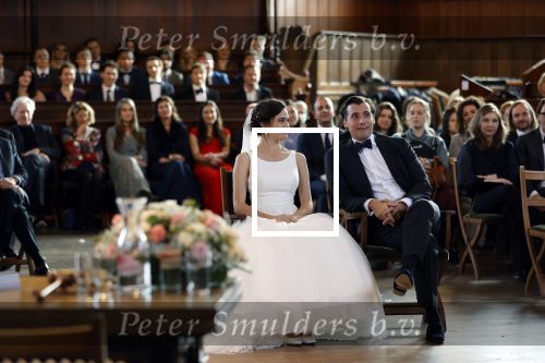 Amsterdam 25 november 2021
Thierry Baudet en Davide Heijmans trouwen in de Noorderkerk in Amsterdam. Davide vertrok met haar vader vanuit het Waldorf Astoria Hotel.
