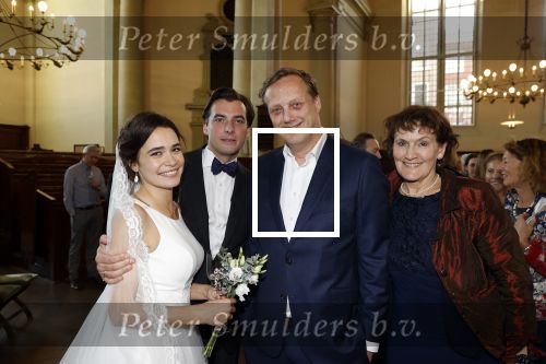 Amsterdam 25 november 2021
Thierry Baudet en Davide Heijmans trouwen in de Noorderkerk in Amsterdam. Davide vertrok met haar vader vanuit het Waldorf Astoria Hotel.
