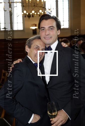 Amsterdam 25 november 2021
Thierry Baudet en Davide Heijmans trouwen in de Noorderkerk in Amsterdam. Davide vertrok met haar vader vanuit het Waldorf Astoria Hotel. Thierry met zijn vader