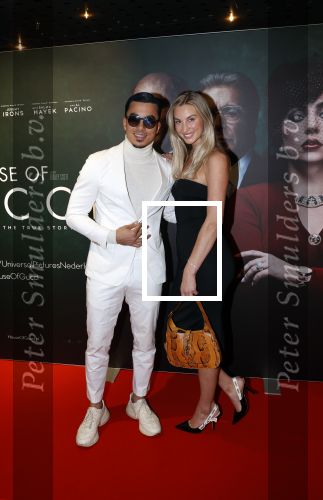 Amsterdam 23 november 2021
Premiere House of Gucci in pathe arena. Timor Steffens met vriendin Saskia Koelwijn