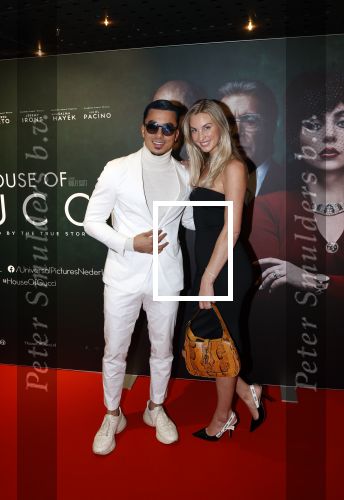 Amsterdam 23 november 2021
Premiere House of Gucci in pathe arena. Timor Steffens met vriendin Saskia Koelwijn