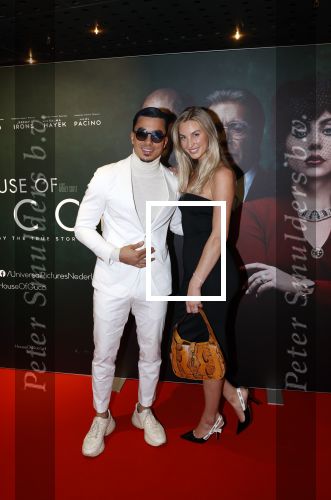 Amsterdam 23 november 2021
Premiere House of Gucci in pathe arena. Timor Steffens met vriendin Saskia Koelwijn