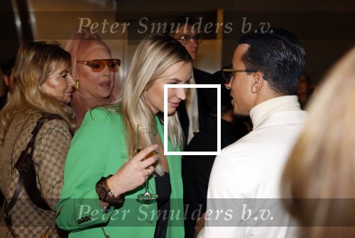 Amsterdam 23 november 2021
Premiere House of Gucci in pathe arena. 
Timor Steffens en vriendin Zoe Ivory