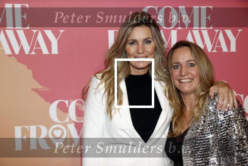 Rotterdam 18 november 2021
Premiere Come from away in het nieuwe Luxor theater.
Vivian Slingerland kwam met haar schoonzus