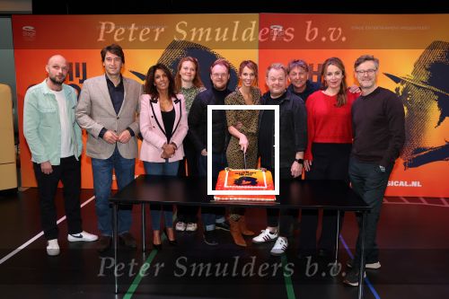 Amsterdam 30 november 2021
Presentatie cast Hij gelooft in mij met oa Martijn Fischer Roosmarijn Luyten Fabian Jansen Annick Boer en rachel Hazes .