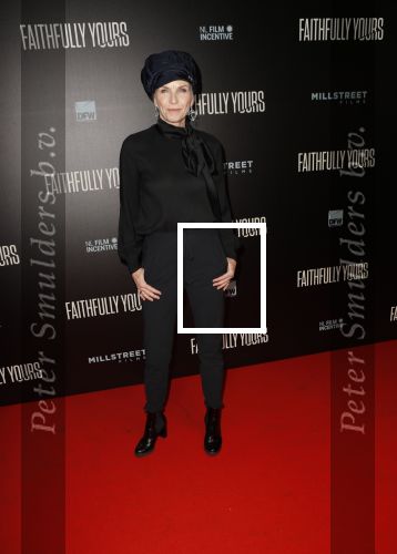 Amsterdam 19 december 2022
Premiere Faithfully Yours in Tuschinski
Anita Witzier met partner Michel Nillesen
