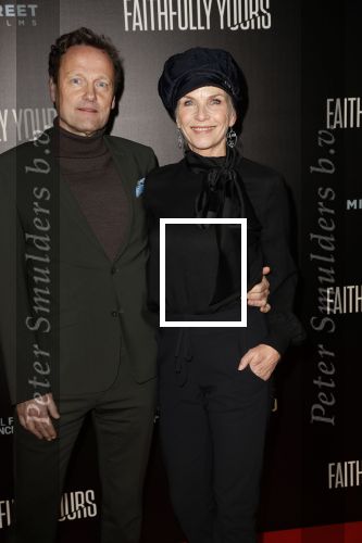 Amsterdam 19 december 2022
Premiere Faithfully Yours in Tuschinski
Anita Witzier met partner Michel Nillesen