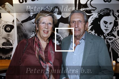 Zeist 27 november 2022
Presentatie boek en concert Laura Fygi in in Fygi Hotel.
Laura krijgt ook nog een koninklijke onderscheiding. Annemarie Jorritsma met haar man