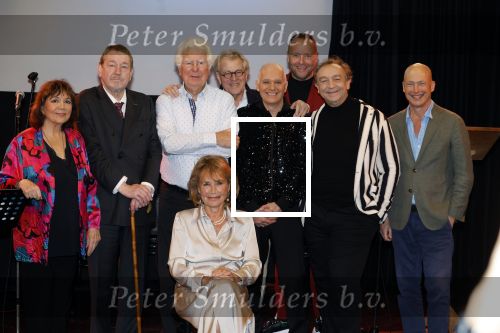 Amsterdam 17 november 2022
In theater Betty Asfalt viert Annemarie Oster haar 80e verjaardag .