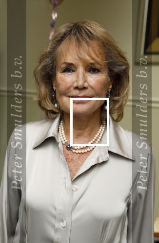 Amsterdam 17 november 2022
In theater Betty Asfalt viert Annemarie Oster haar 80e verjaardag .
