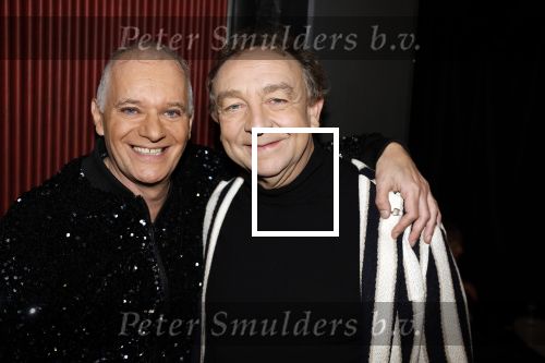 Amsterdam 17 november 2022
In theater Betty Asfalt viert Annemarie Oster haar 80e verjaardag . Arie Cupe en Jon v Eerd