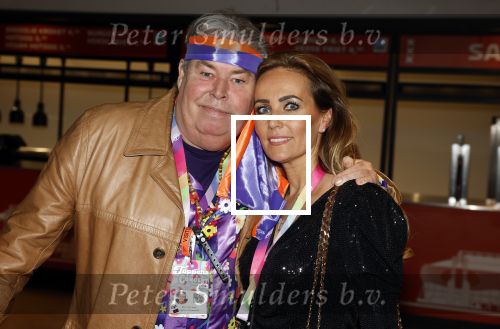 Amsterdam 19 november 2022
Toppers in concert in deJohan Cruijff arena.
Benno de Leeuw met partner