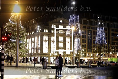 Amsterdam 15 december 2022
Amsterdam centrum en de Bijenkorf in  kerstsfeer.