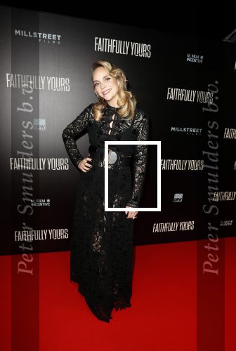 Amsterdam 19 december 2022
Premiere Faithfully Yours in Tuschinski
Bracha v Doesburgh