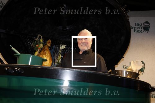 Amsterdam 10 december 2022
VIP dag Masters expo in de RAI. Cesar Zuiderwijk drumt ineen grote Green egg