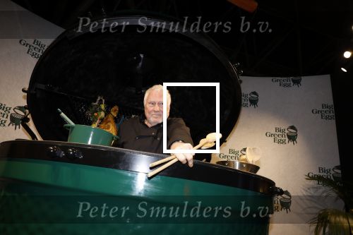 Amsterdam 10 december 2022
VIP dag Masters expo in de RAI. Cesar Zuiderwijk drumt ineen grote Green egg