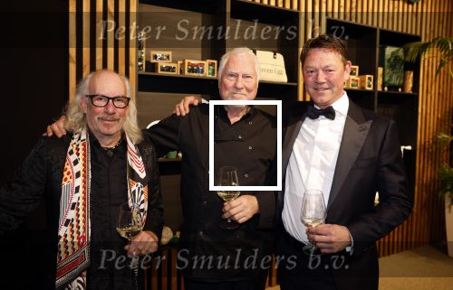 Amsterdam 10 december 2022
VIP dag Masters expo in de RAI.
Vader Iris Hond , Steven Hond met Cesar Zuiderwijk en iemand van Green Egg Nederland
