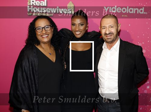 Amsterdam 22 november 2022
Presentatie Real Housewifes of Amsterdam in Hotel Krasnapolsky  van Videoland. Cherry-Ann Person met partner Roland Kahn