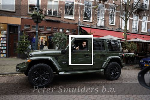 Amsterdam 5 december 2022
Dave Roelvink in zijn nieuwe Jeep Titan