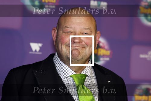Amsterdam 17 december 2022
Premiere het feest van tante Ria in Pathe Noord .
Cast bestaat oa uit Najib Amhali Tooske Ragas Edo Brunner Edsilia Rombley Jack v gelder Pim Muda Thimo v Haaren  Ridder v Kooten Esther Mbire en Piet Tomassen. Edo Brunner kwam met zijn vrouw en kinderen