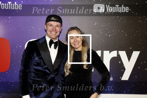 Amsterdam 13 december 2022
YouTube event in Tuschinski. Enzo Knol met vriendin Myron Koops