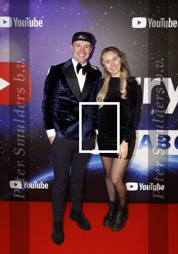 Amsterdam 13 december 2022
YouTube event in Tuschinski. Enzo Knol met vriendin Myron Koops