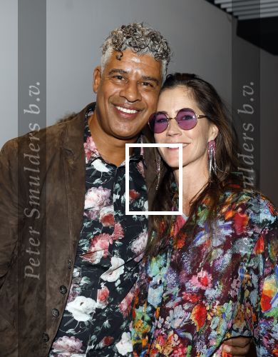 Amsterdam 19 november 2022
Toppers in concert in deJohan Cruijff arena.
Frank Rijkaard met zijn vrouw Stephanie