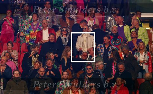 Amsterdam 19 november 2022
Toppers in concert in deJohan Cruijff arena.
Met oa Jeroen v d Boom Rene Froger Gerard Joling en Jan Smit.
Frank Rijkaard met zijn vrouw StephanieTheo Dietz met zijn vrouw Mariska Carolien Tensen met haar man Ernst jan en Monique des Bouvrie en vriend Otto Klein