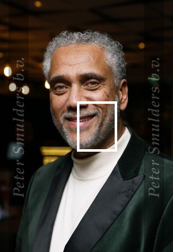 Zeist 27 november 2022
Presentatie boek en concert Laura Fygi in in Fygi Hotel.
Laura krijgt ook nog een koninklijke onderscheiding. Franklin Brown kwam met zijn partner