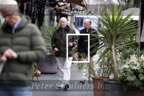 Amsterdam 18 november 2022
Frans Mulder met partner en hun hondje in Amsterdam zuid.