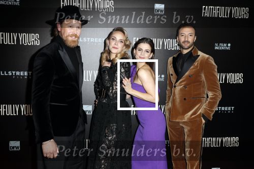 Amsterdam 19 december 2022
Premiere Faithfully Yours in Tuschinski
Gijs Naber Bracha v Doesburgh Nasrdin Dchar en Elise Schaap